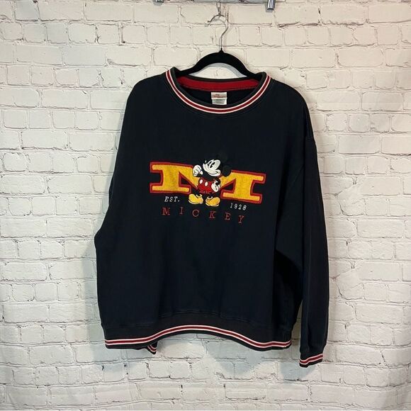 Mickey Mouse Vintage Sweatshirt size large - Picture 1 of 5
